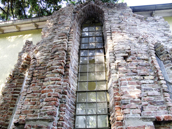 06_cbg_ruine_ausw_amt_2010_72dpi