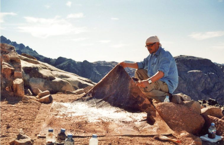 Carsten Westphal auf dem Mosesberg, dem Gebel Musa, Sinai, Ägypten.
